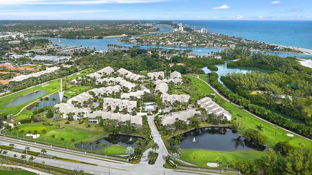 2608 Fairway Drive N, Jupiter, FL 33477