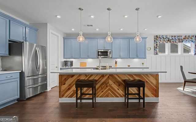 286 Chatuge Drive, Hoschton, GA 30548