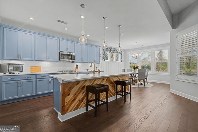 286 Chatuge Drive, Hoschton, GA 30548