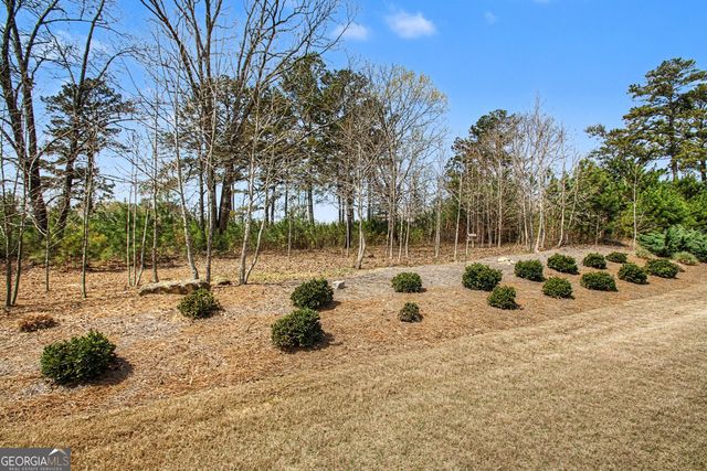 286 Chatuge Drive, Hoschton, GA 30548