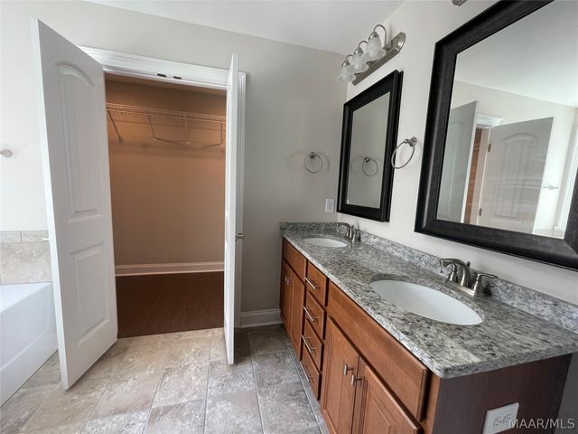 8926 Braxton Lane, Montgomery, AL 36117