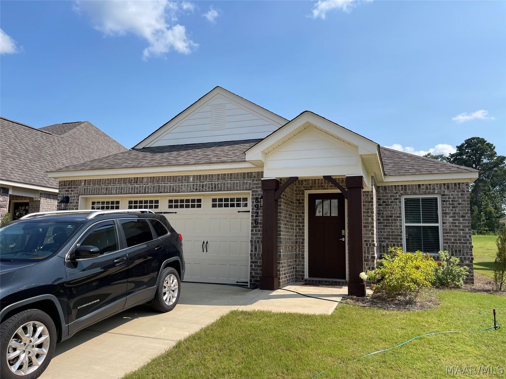 8926 Braxton Lane, Montgomery, AL 36117