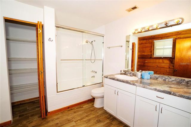 6108 LYNN ROAD, Tampa, FL 33625