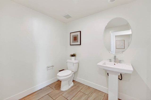 430 Montague Expy 20, Milpitas, CA 95035