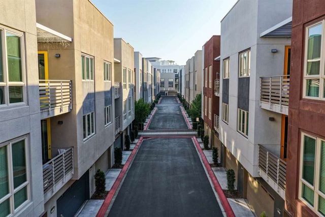 430 Montague Expy 20, Milpitas, CA 95035