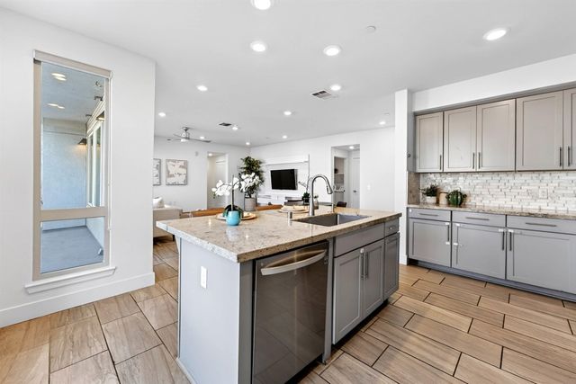 430 Montague Expy 20, Milpitas, CA 95035