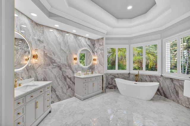 17681 Middlebrook Way, Boca Raton, FL 33496