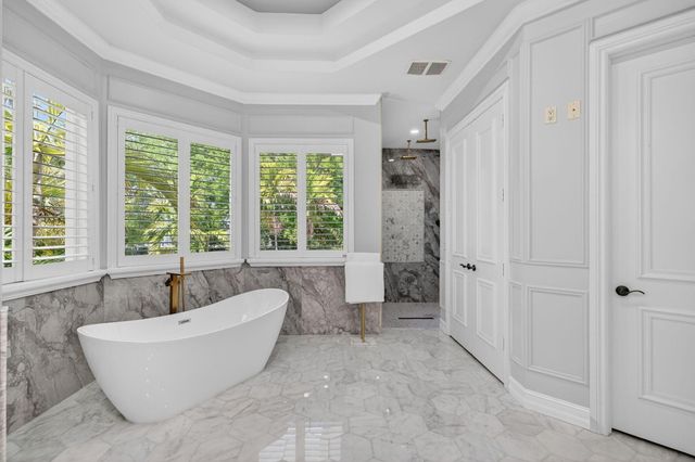 17681 Middlebrook Way, Boca Raton, FL 33496