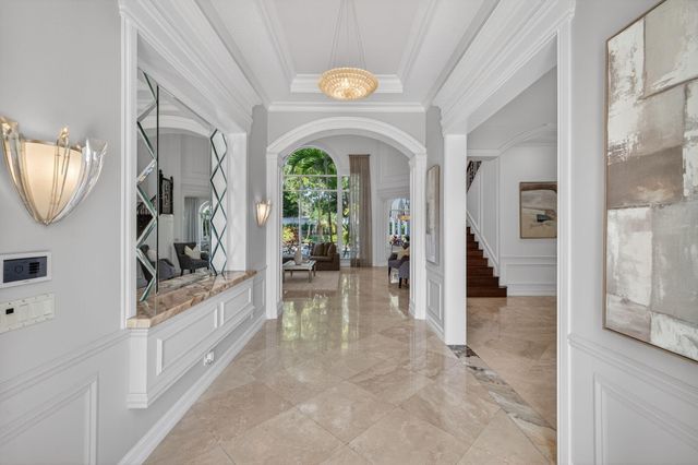 17681 Middlebrook Way, Boca Raton, FL 33496