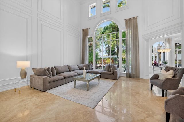 17681 Middlebrook Way, Boca Raton, FL 33496