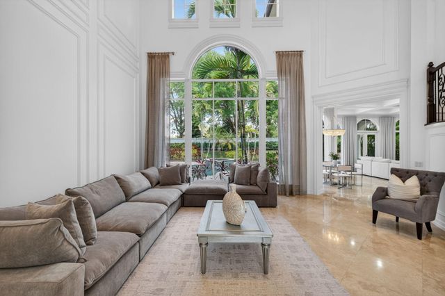 17681 Middlebrook Way, Boca Raton, FL 33496