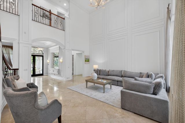 17681 Middlebrook Way, Boca Raton, FL 33496