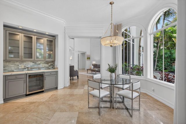 17681 Middlebrook Way, Boca Raton, FL 33496