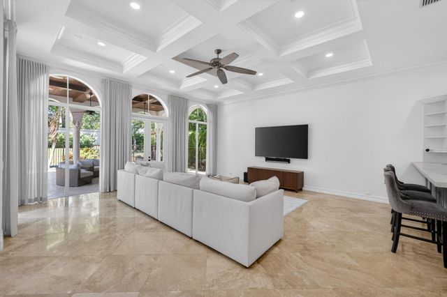 17681 Middlebrook Way, Boca Raton, FL 33496