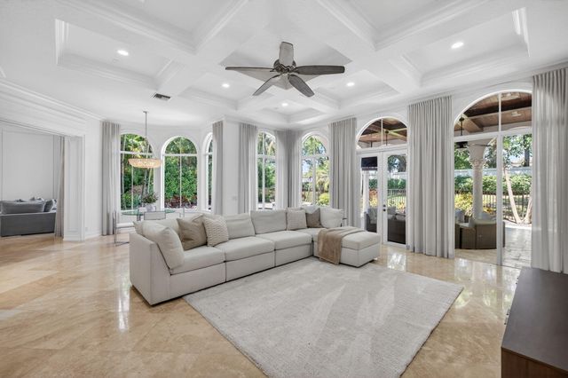 17681 Middlebrook Way, Boca Raton, FL 33496