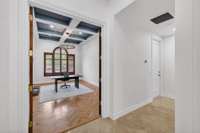 17681 Middlebrook Way, Boca Raton, FL 33496