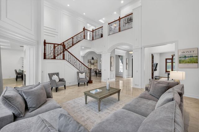 17681 Middlebrook Way, Boca Raton, FL 33496