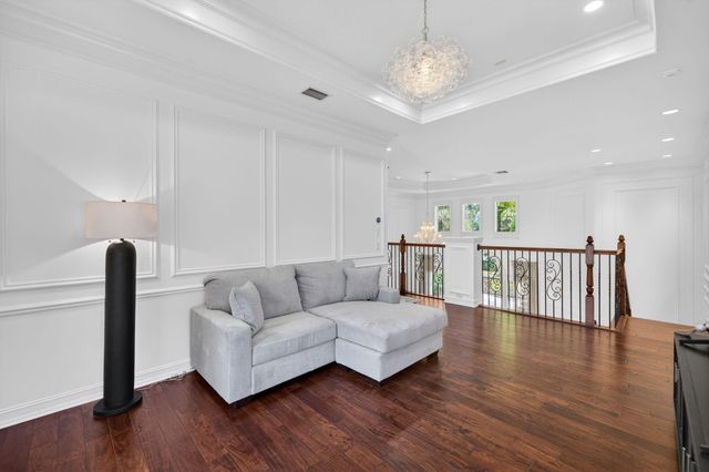 17681 Middlebrook Way, Boca Raton, FL 33496