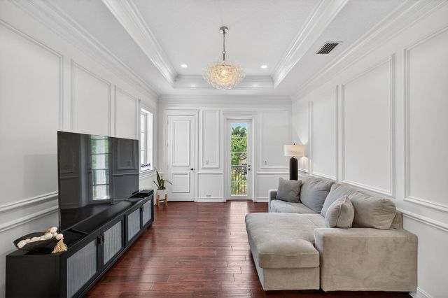 17681 Middlebrook Way, Boca Raton, FL 33496