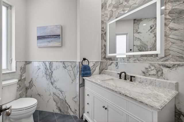 17681 Middlebrook Way, Boca Raton, FL 33496