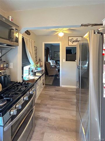 20115 Pelkey Street, Detroit, MI 48205