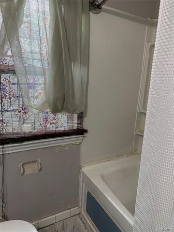 20115 Pelkey Street, Detroit, MI 48205