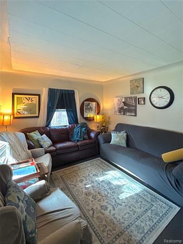 20115 Pelkey Street, Detroit, MI 48205