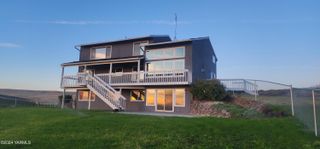 2303 Houghton Rd, Zillah, WA 98953