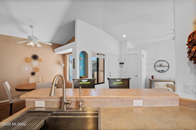 6289 N Vuelta Tajo, Tucson, AZ 85718