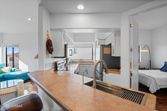 6289 N Vuelta Tajo, Tucson, AZ 85718