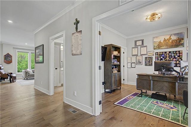 1422 SW Georgetown Drive, Lee's Summit, MO 64082