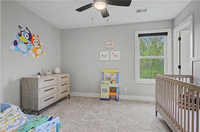 1422 SW Georgetown Drive, Lee's Summit, MO 64082