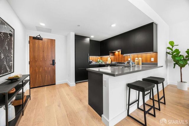 3620 Cesar Chavez Street 303, San Francisco, CA 94110