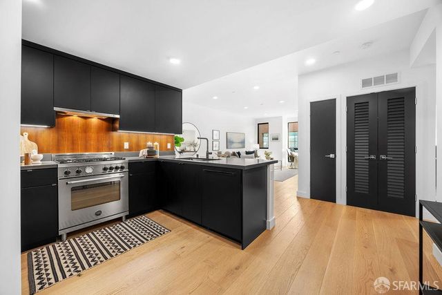 3620 Cesar Chavez Street 303, San Francisco, CA 94110