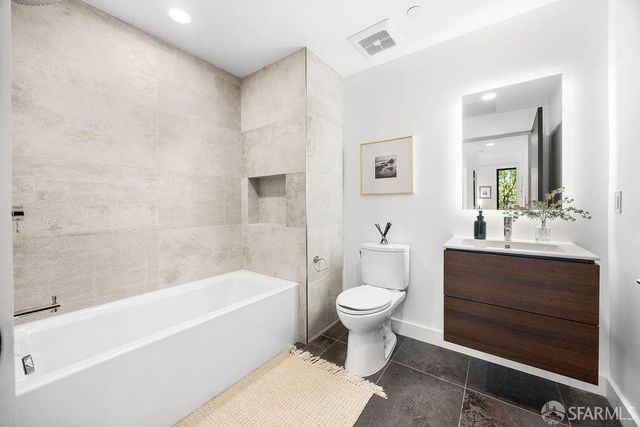 3620 Cesar Chavez Street 303, San Francisco, CA 94110