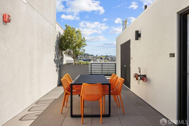 3620 Cesar Chavez Street 303, San Francisco, CA 94110