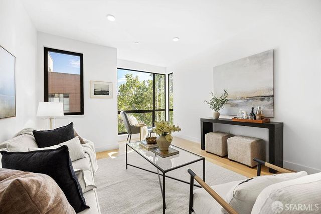 3620 Cesar Chavez Street 303, San Francisco, CA 94110