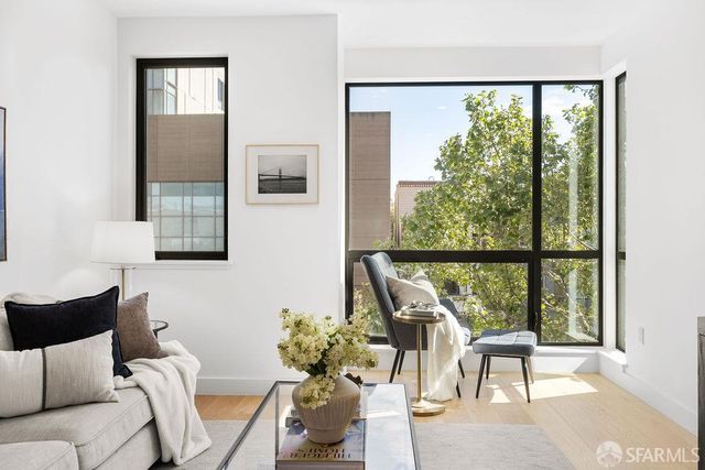 3620 Cesar Chavez Street 303, San Francisco, CA 94110