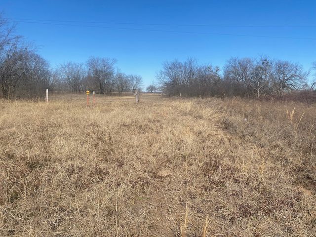 231 County Road 3072, Corsicana, TX 75109