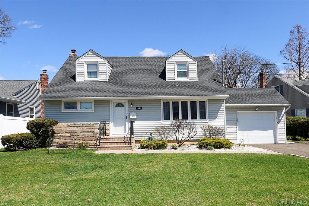 1481 N Meadow Road, Merrick, NY 11566
