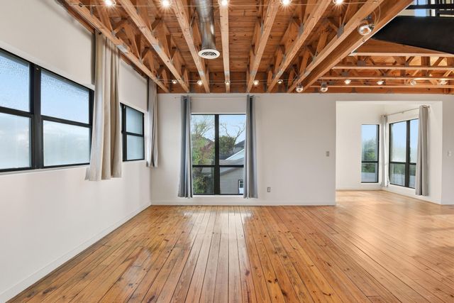 931 Alexander Street, Houston, TX 77008