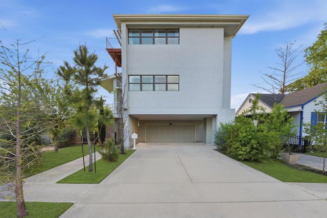 931 Alexander Street, Houston, TX 77008