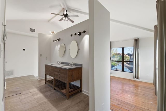 931 Alexander Street, Houston, TX 77008