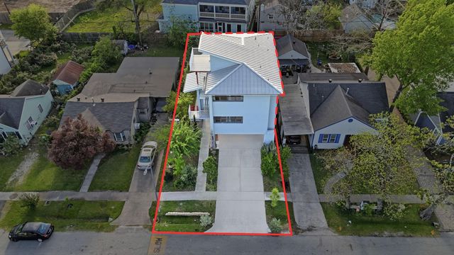 931 Alexander Street, Houston, TX 77008