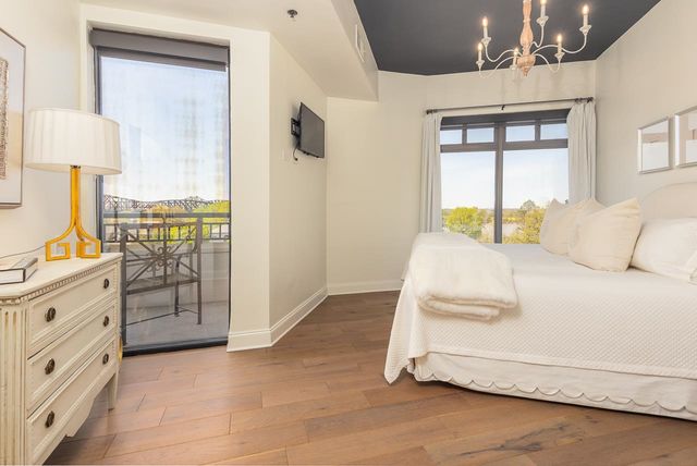 717 S Riverside Dr Apt 506, Memphis, TN 38103