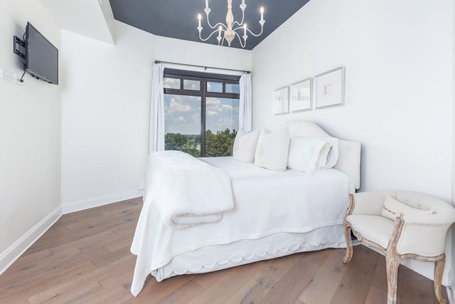 717 S Riverside Dr Apt 506, Memphis, TN 38103