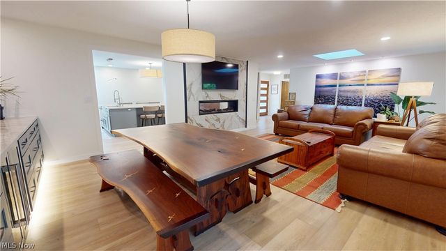 5726 Rock Point Circle, North Ridgeville, OH 44039