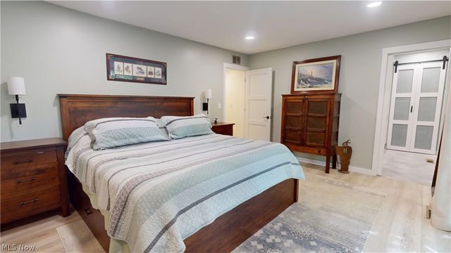 5726 Rock Point Circle, North Ridgeville, OH 44039