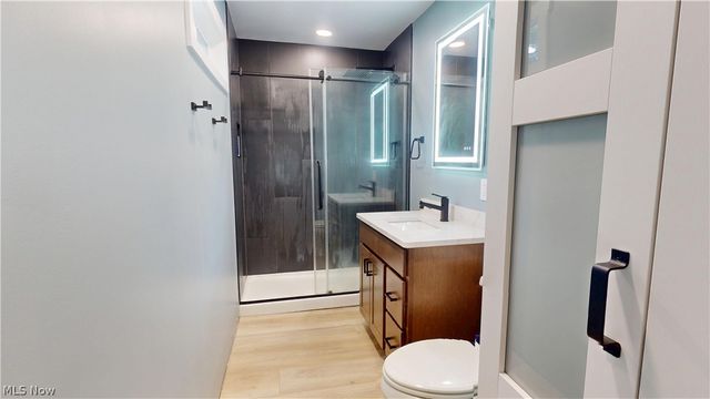 5726 Rock Point Circle, North Ridgeville, OH 44039