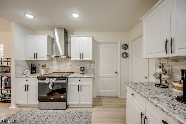 2920 NW 25th LN, Cape Coral, FL 33993